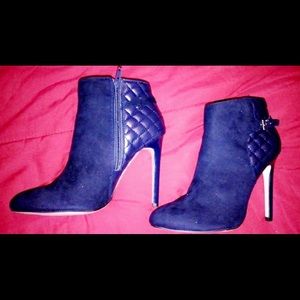 Only used once booties